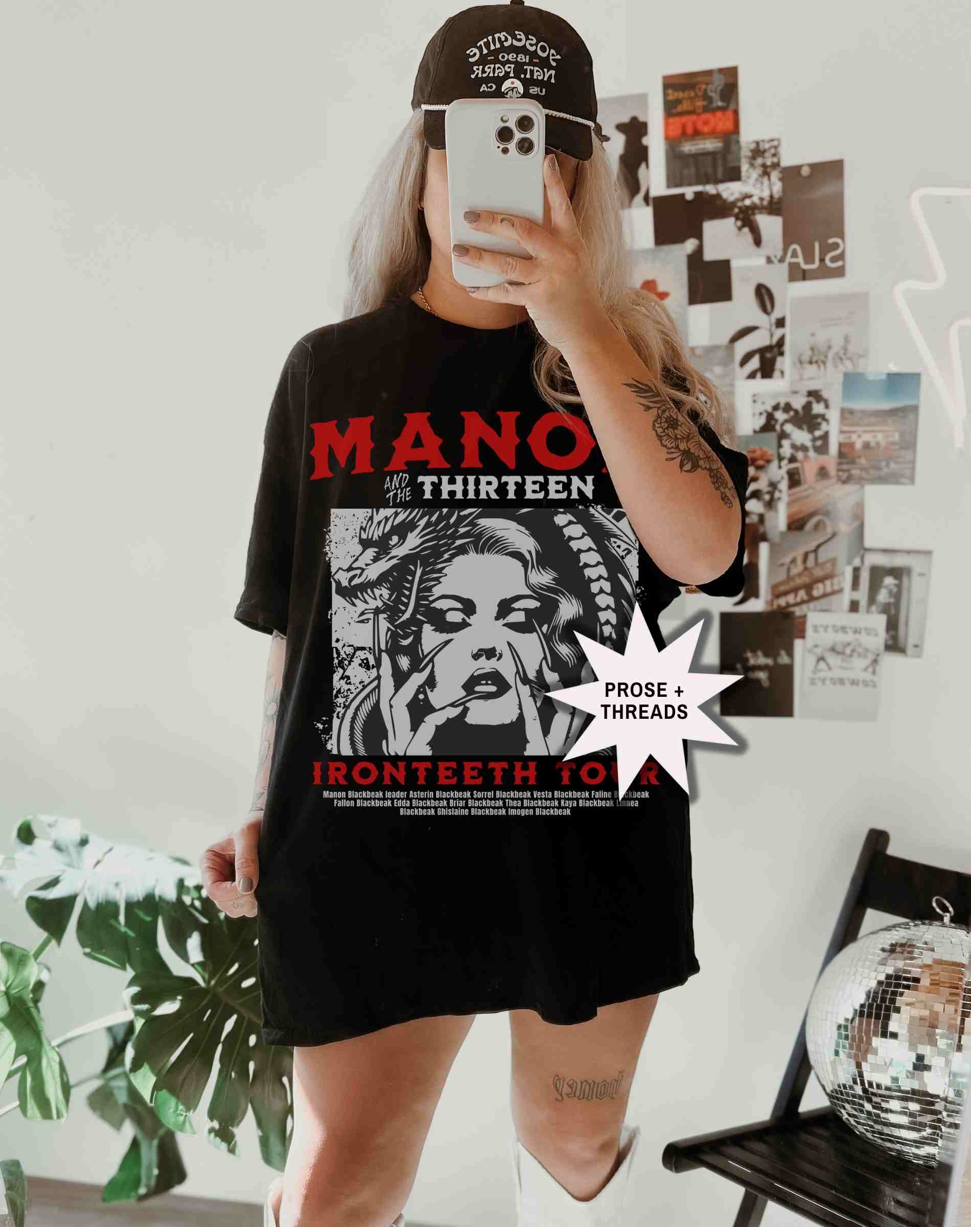 Manon Blackbeak & The Thirteen Shirt