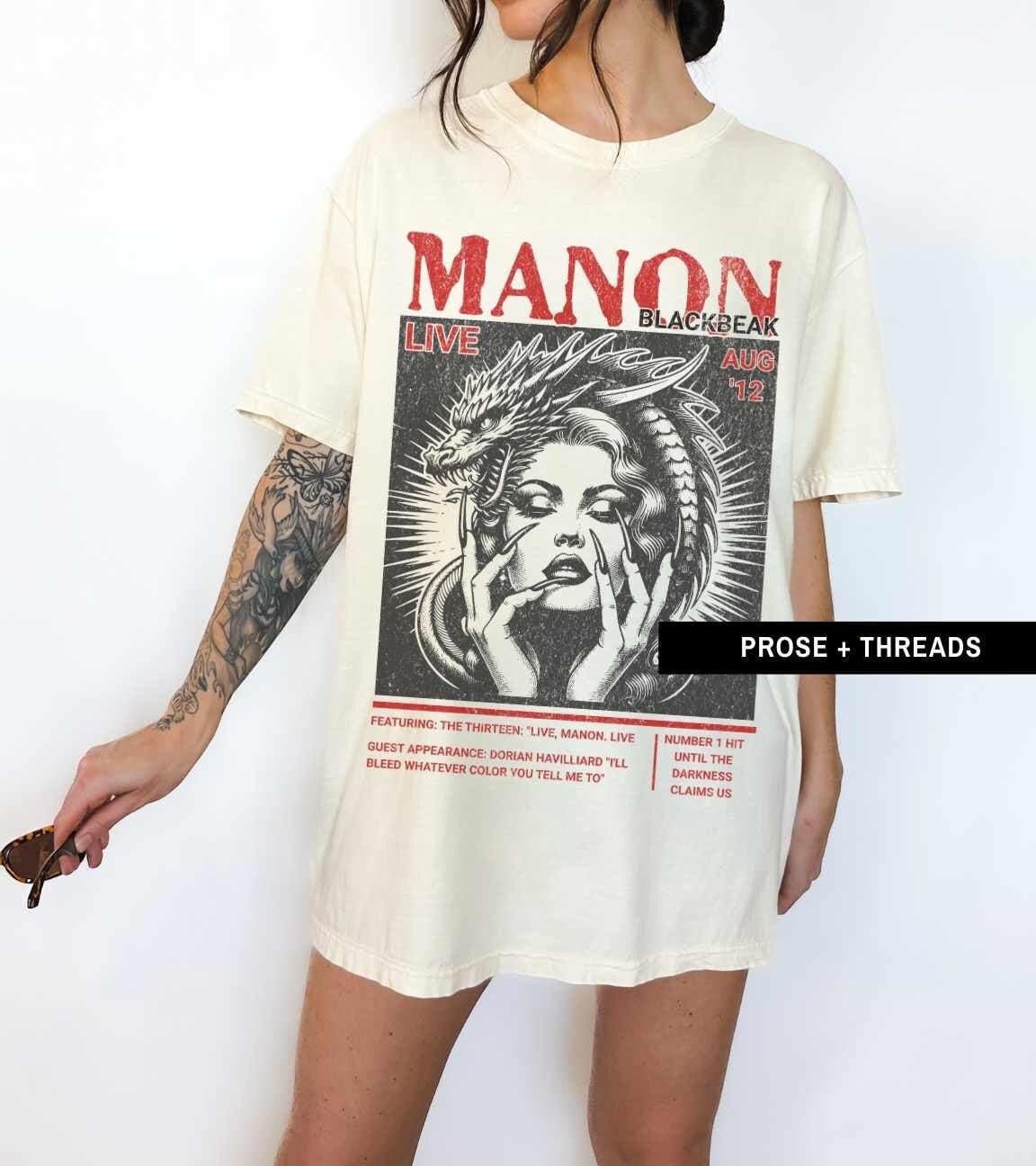 Book lover shirt featuring Manon Blackbeak design, fantasy reading shirt