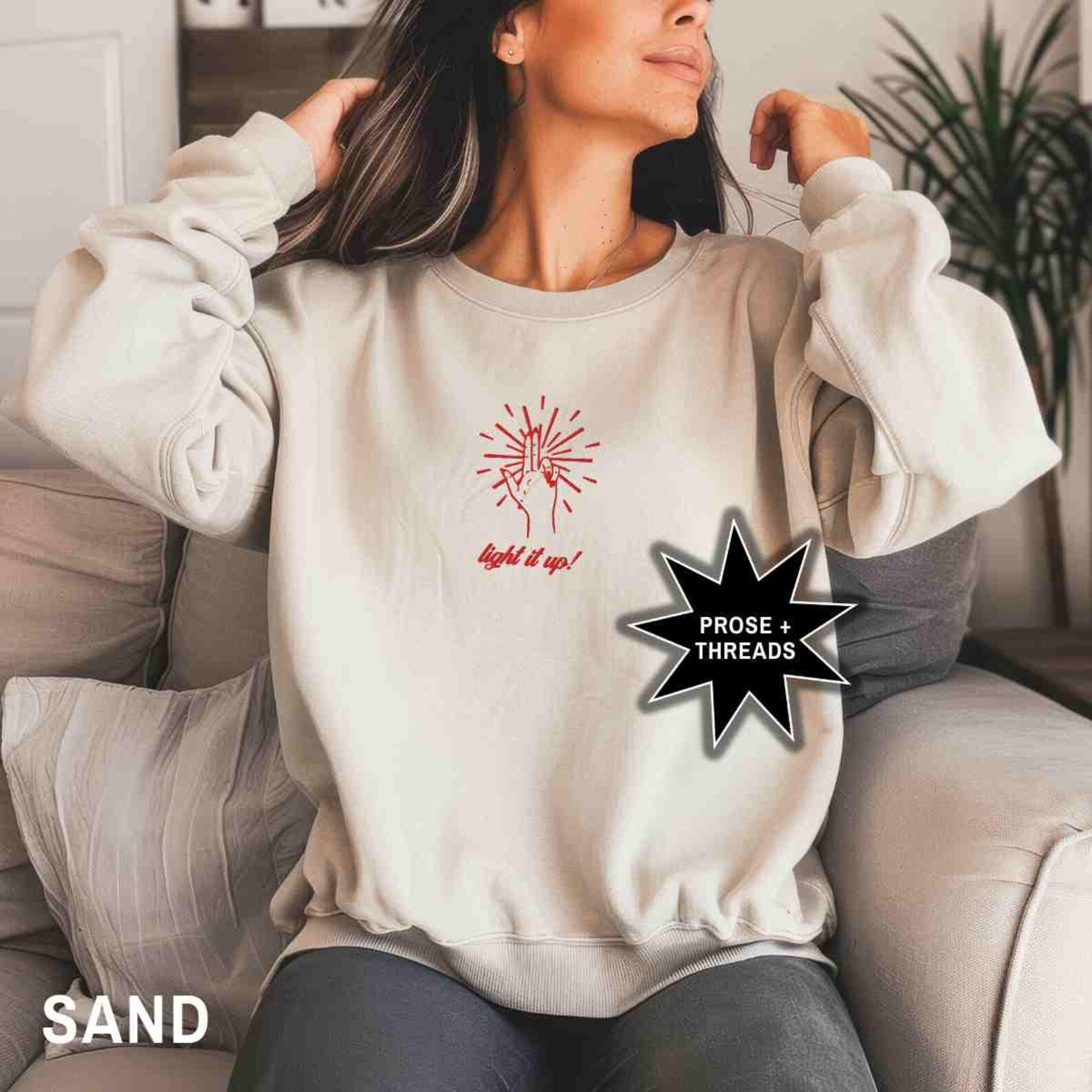 Light it up! Embroidered Sweatshirt