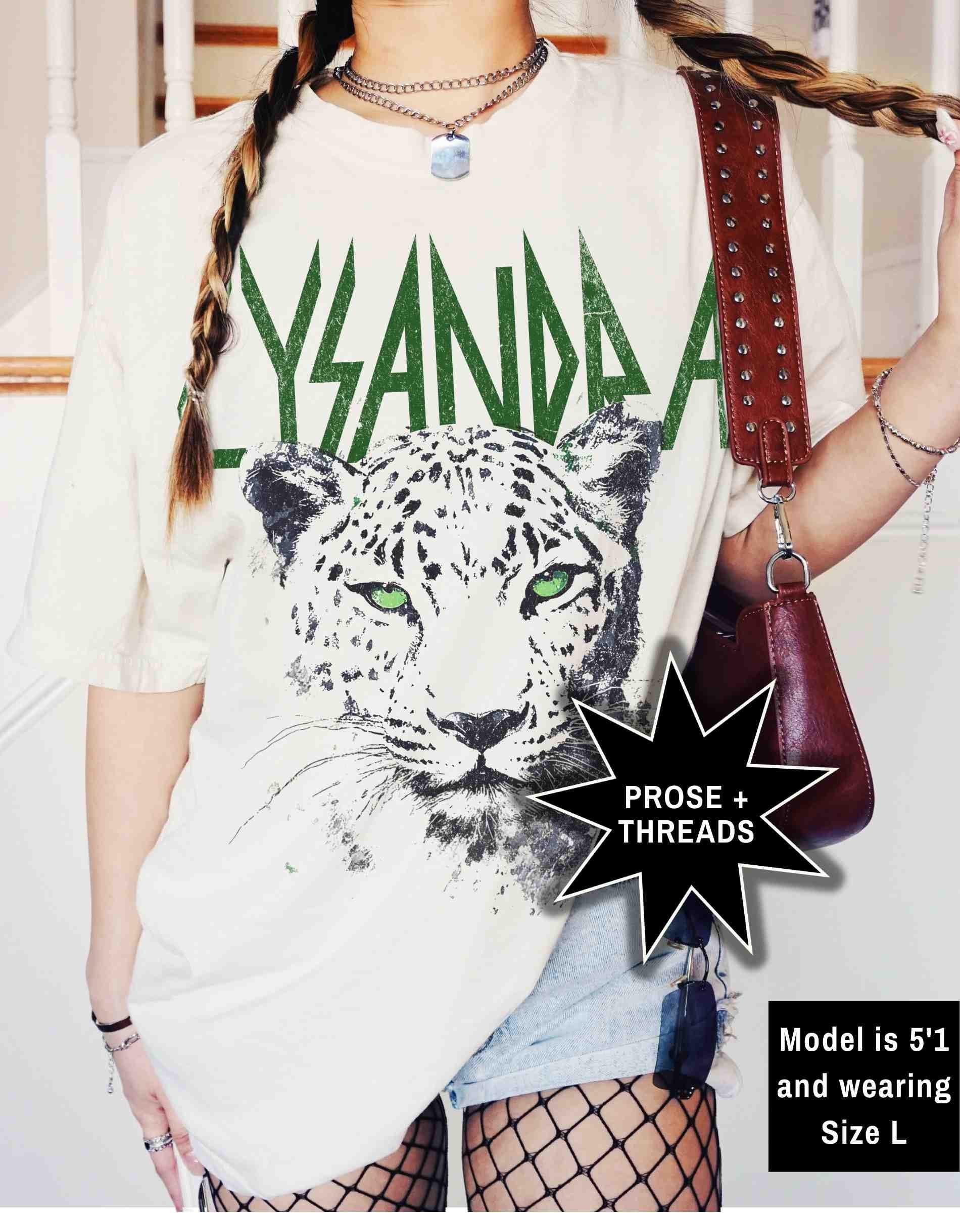 Comfort Colors Lysandra Ennar shirt for romantasy fans